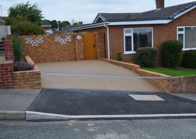 Finished resin bound driveway