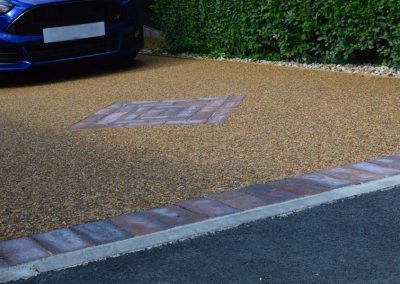 Resin bound with block paving