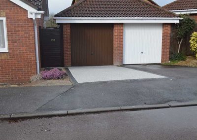 Resin bound driveway with border