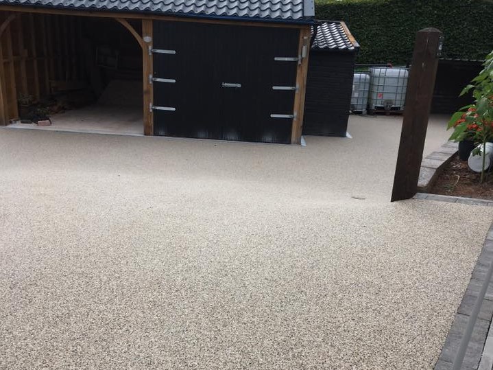 Open base course tarmac to resin bound finish
