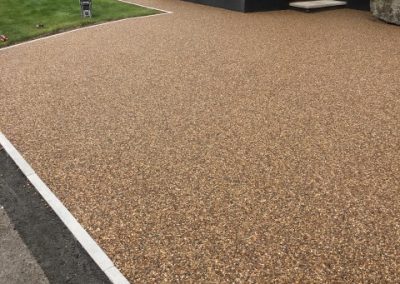 An example of how inset kerbs can be used to border a new driveway